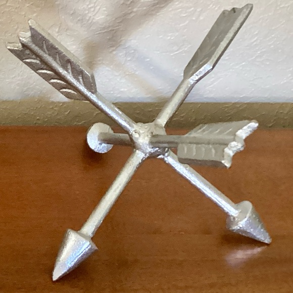 Silver Arrow Cast Iron Metal Jack Orb Tabletop And Shelf Décor EUC - Picture 4 of 13